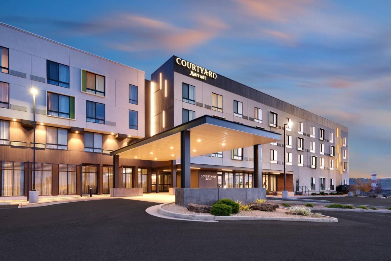 Courtyard By Marriott Cedar City Hotell Exteriör bild