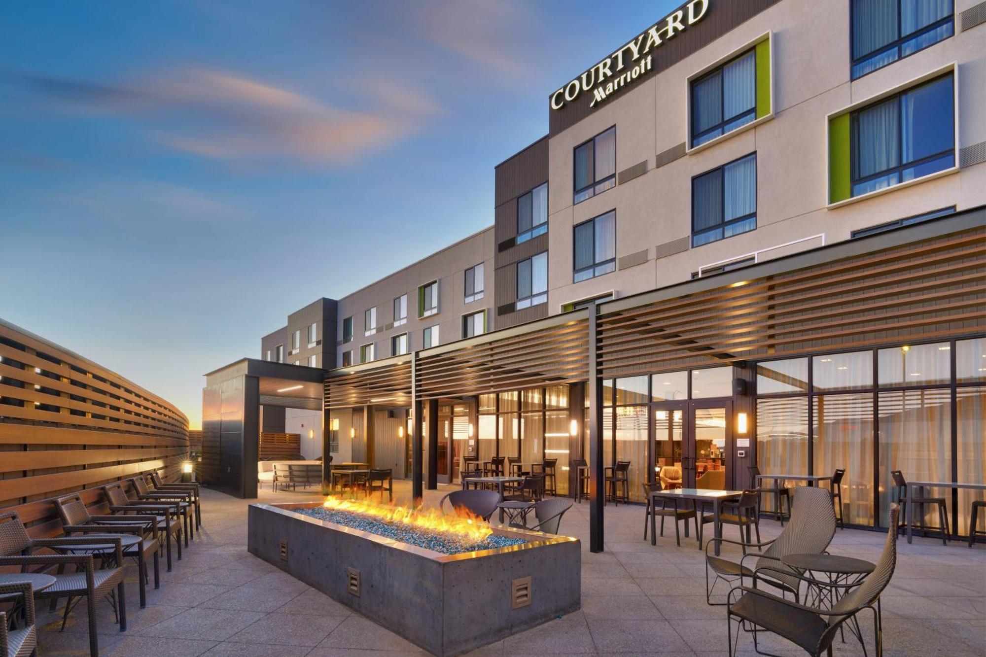 Courtyard By Marriott Cedar City Exteriör bild